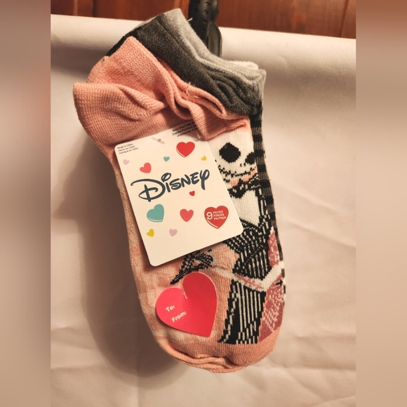 Disney Accessories - 💖Valentines NBC Socks